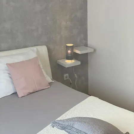 Tony Apartament