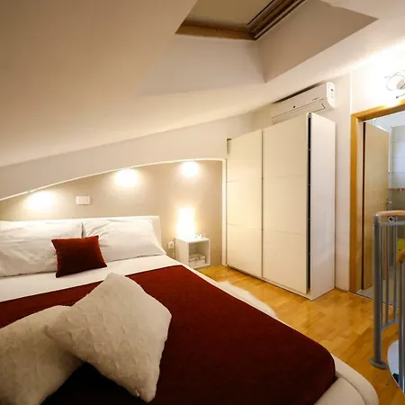 Tony Apartament