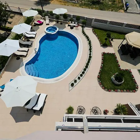 Tony Apartament Biograd Na Moru