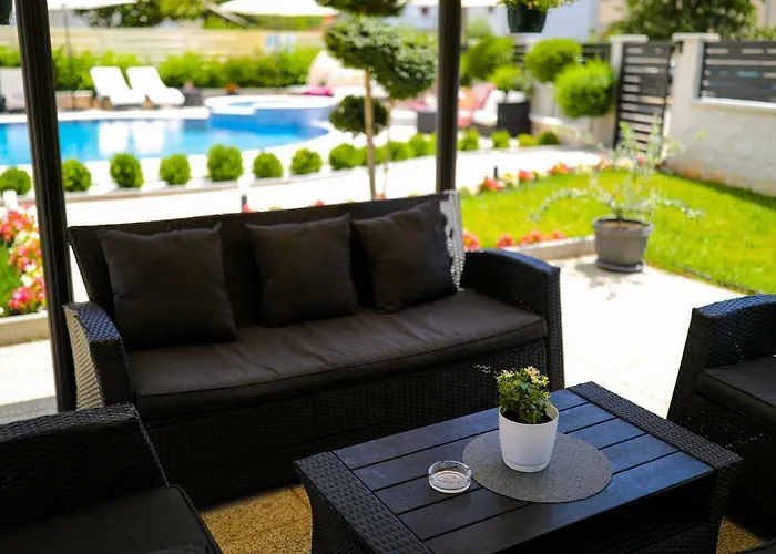 Tony * 비오그라드나모루