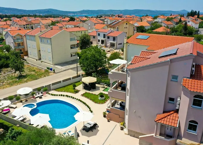 Tony * 비오그라드나모루