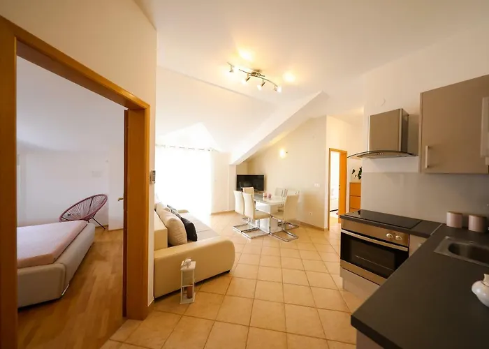 Tony 아파트 비오그라드나모루