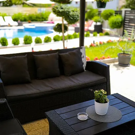 Tony * Biograd Na Moru